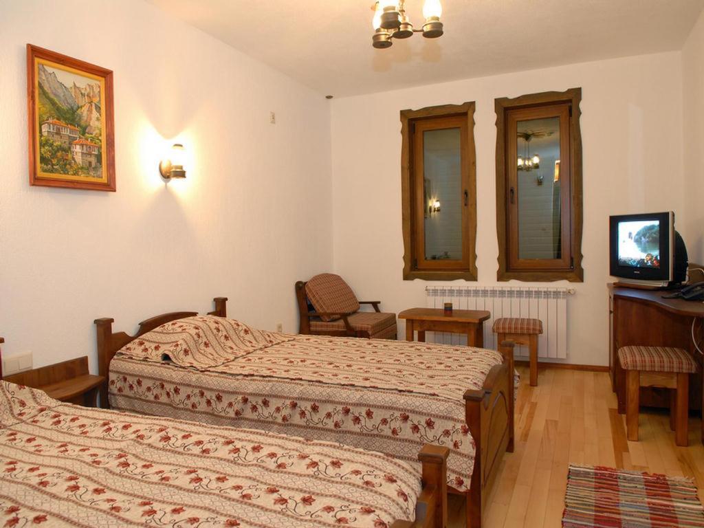Hotel Pirinski Han - Old Adjev Han Sandanski Exterior photo